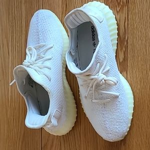 Yeezy 350s v2 cream